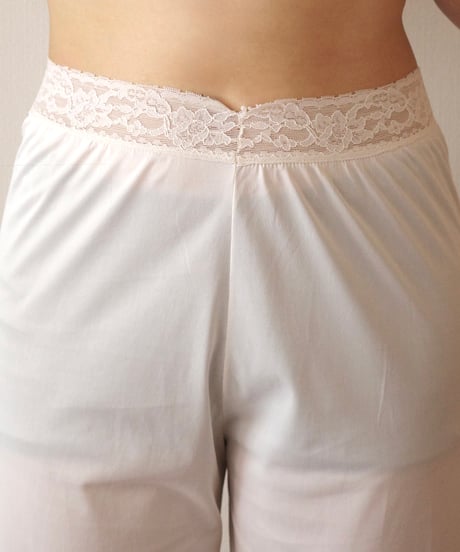 1970-80s bullocks slip capri pants