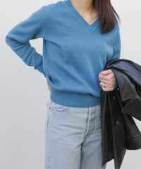 1970-80s Cox Chinlan v-neck knit top