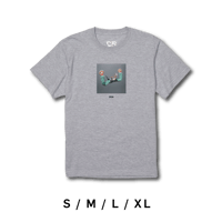 でこぼこポン！ポン ポートレイト TシャツB (ADULT) グレー