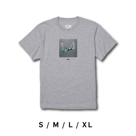 でこぼこポン！ポン ポートレイト TシャツB (ADULT) グレー
