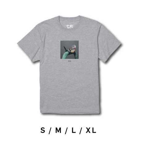 でこぼこポン！ポン ポートレイト TシャツA (ADULT) グレー