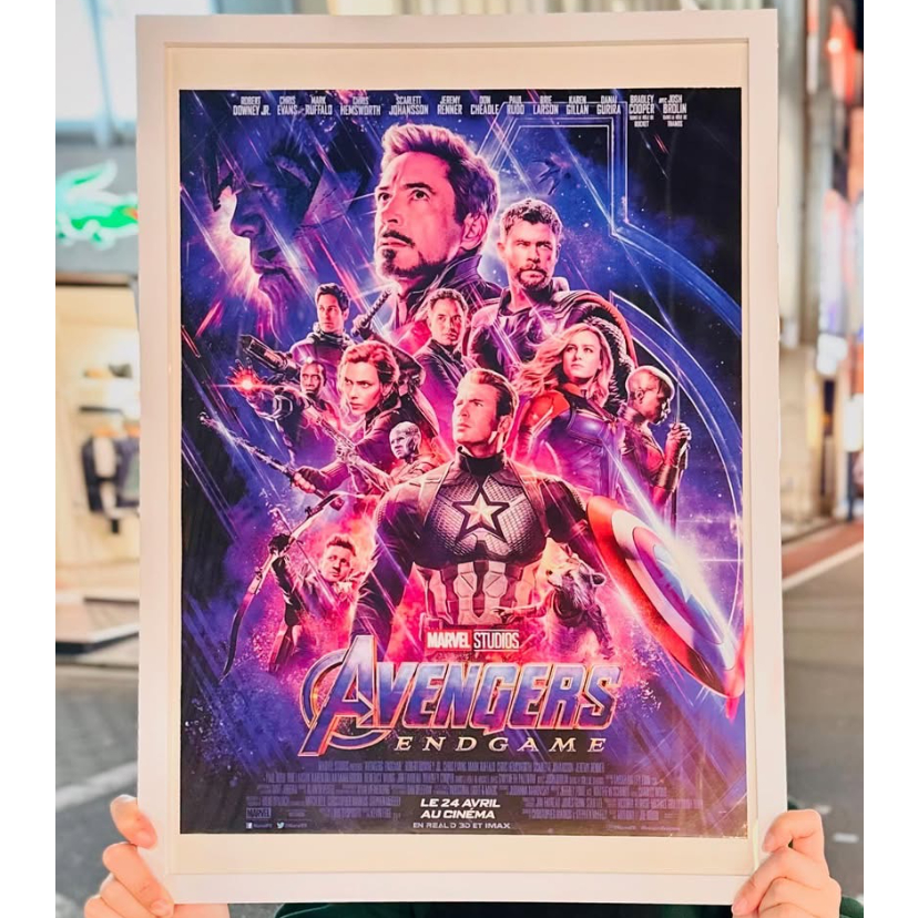 激レア）アベンジャーズエンドゲーム公開時にUSの劇場で配布された限定ポスター 激レア】アベンジャーズエンドゲーム公開時にUSの劇場で配布され