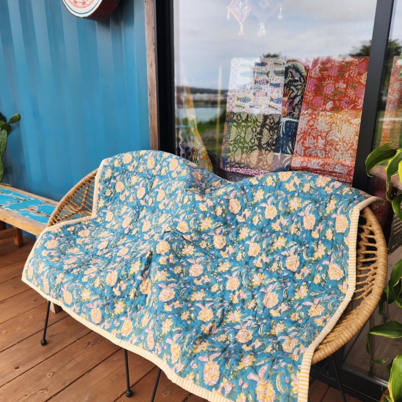 (薄く汚れあり)Msize ブロックプリントキルト 薄く汚れあり)Msize ブロックプリントキルト 薄く汚れあり)Msize