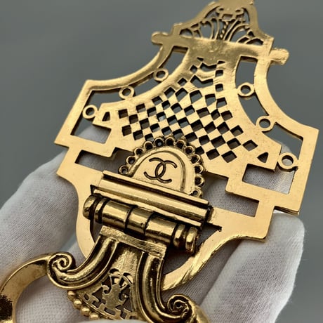 CHANEL (シャネル) ヴィンテージ ドアノックモチーフ ココマーク 大振り ブローチ