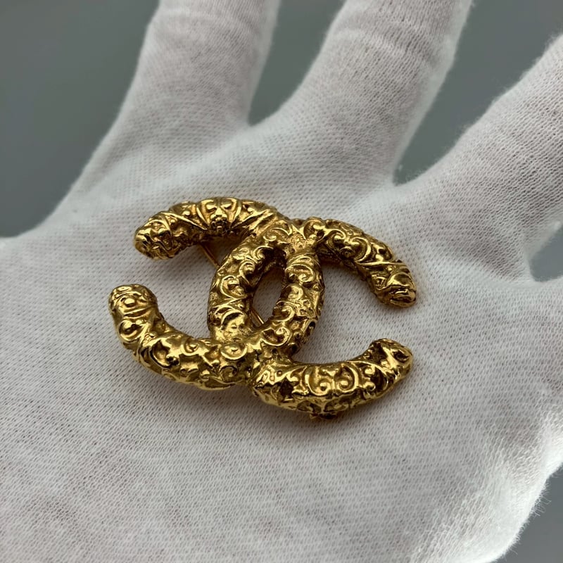 CHANEL (シャネル) ヴィンテージ ココマーク 溶岩 ブローチ