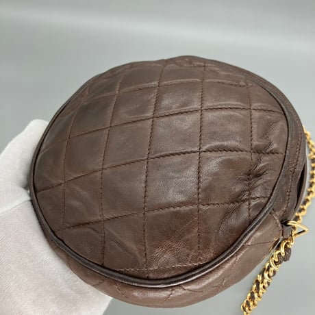 CHANEL (シャネル) ヴィンテージ ラムスキン ブラウン ラウンド ショルダーバッグ