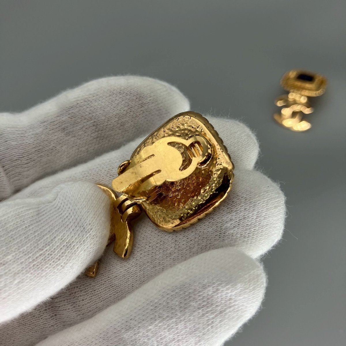 CHANEL (シャネル) ヴィンテージ グリポア カラーストーン ココマーク