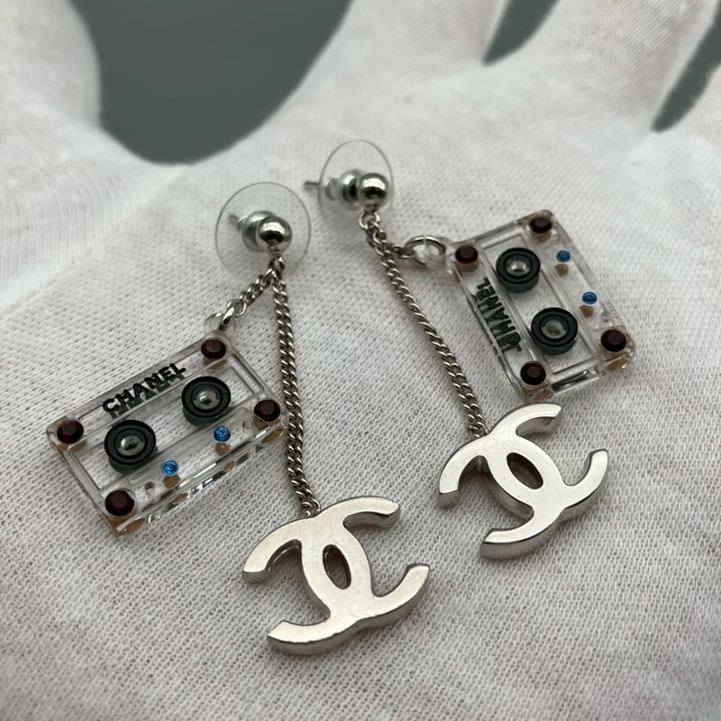 ♪CHANEL　シャネルピアス　ビンテージ　ガンメタ♪ 美品】CHANEL ピアス