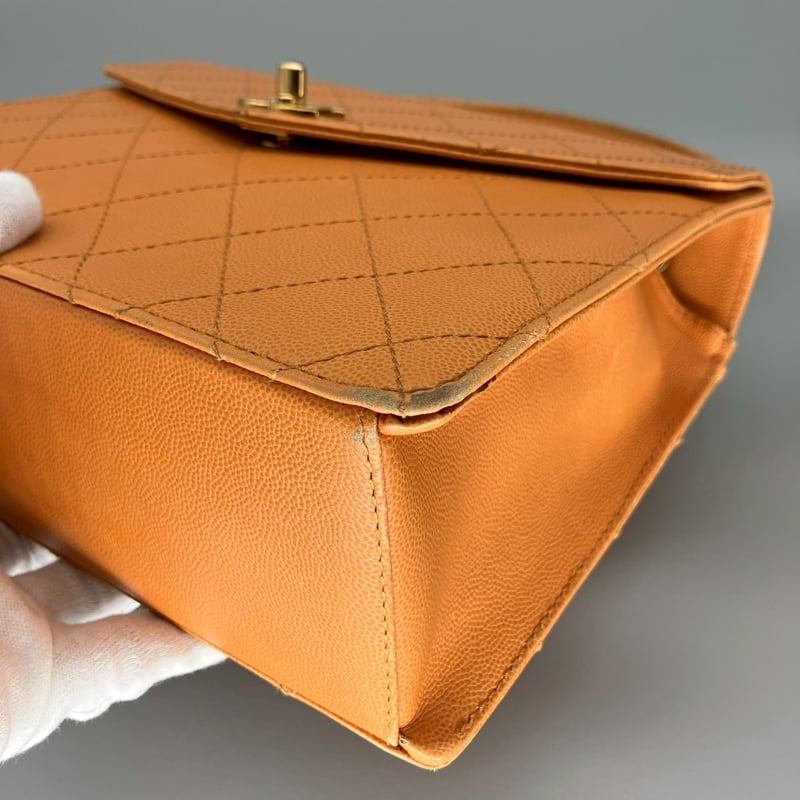 VINTAGE シャネル フラップバッグ カーフスキン オレンジ CHANEL (シャネル) ヴィンテージ マトラッセ キャビアスキン