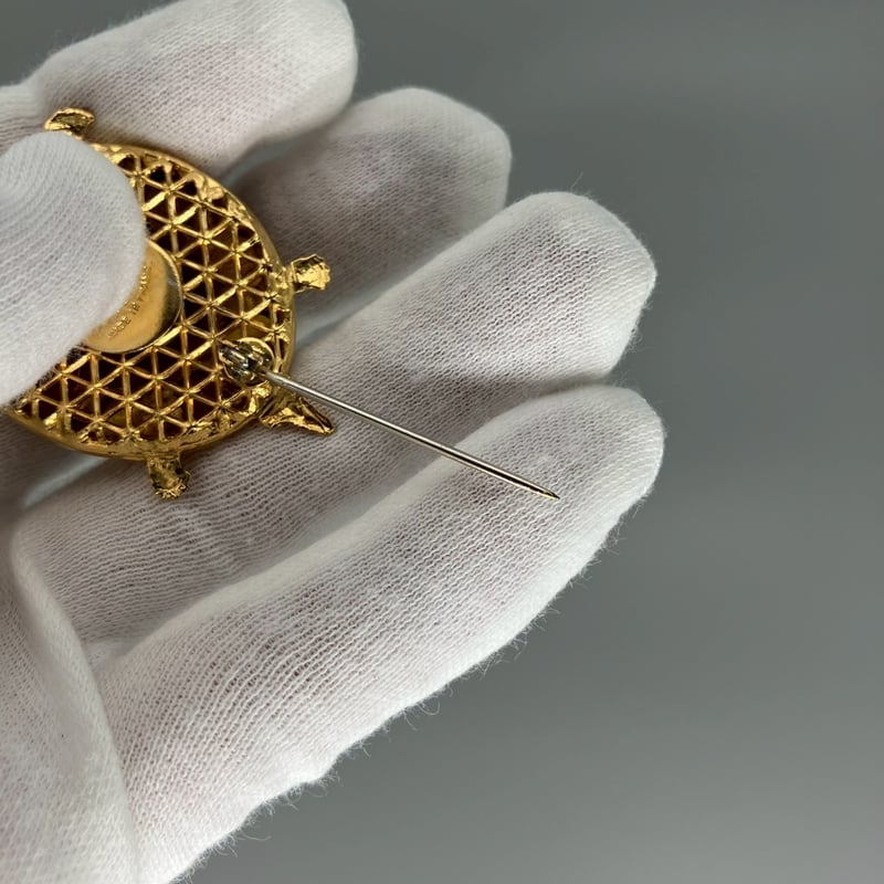 CHANEL (シャネル) ヴィンテージ グリポア カラーストーン カメ