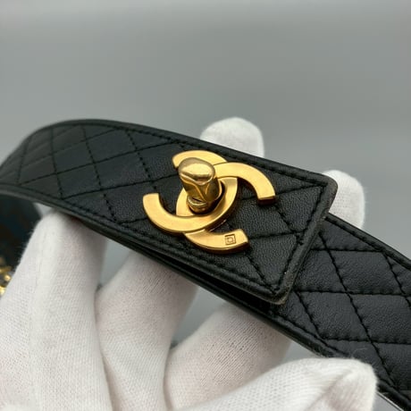 CHANEL (シャネル) ヴィンテージ マトラッセ ココマーク ターンロック チェーン ベルト