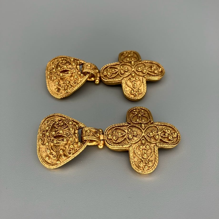 67ea2f3951afd15784d62a70