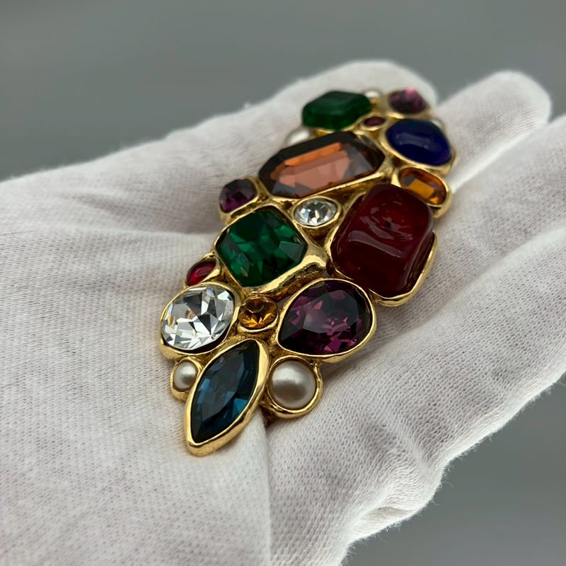 CHANEL カラフルストーンブローチ CHANEL (シャネル) ヴィンテージ カラーストーン グリポア ライン