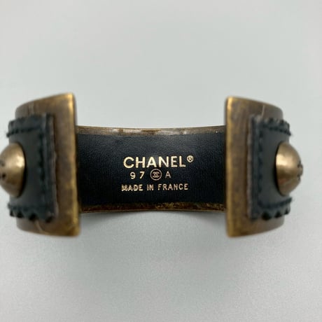 CHANEL (シャネル) ヴィンテージ ココマーク レザー バングル