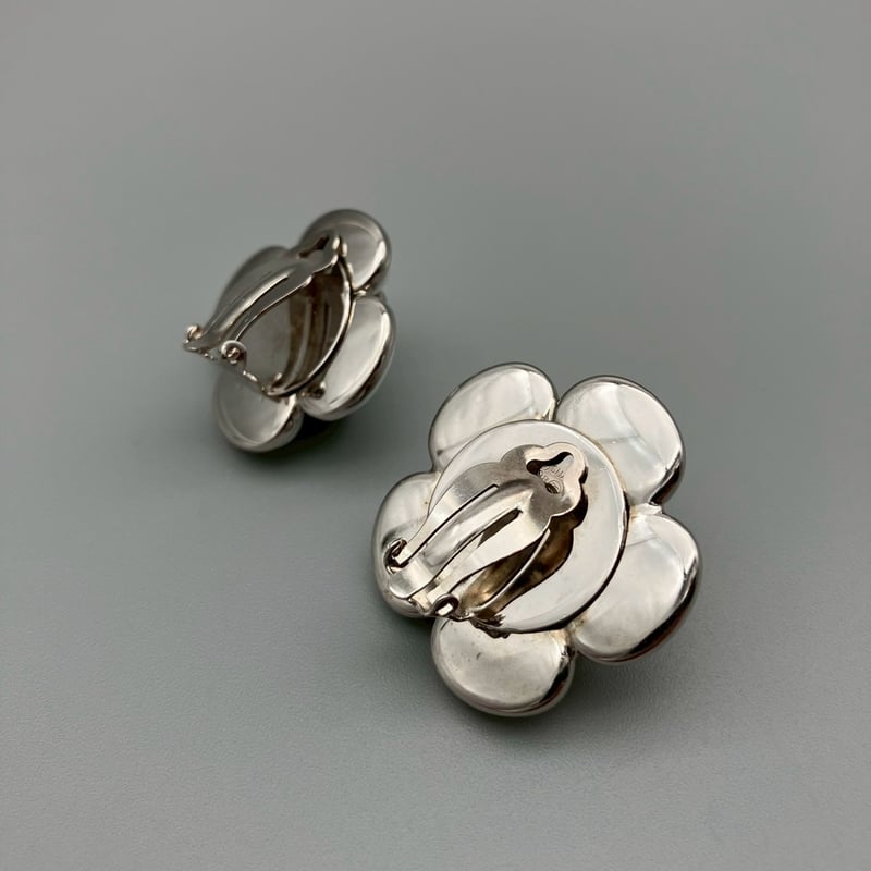 【希少】CHANEL シャネル カメリアピアス　ヴィンテージココマーク　フラワー シャネル CHANEL ピアス ココマーク カメリア フラワー