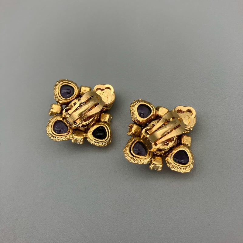 CHANEL (シャネル) ヴィンテージ カラーストーン グリポア ライン