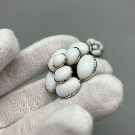 CHANEL (シャネル) ヴィンテージ カメリア フラワー アシンメトリー イヤリング