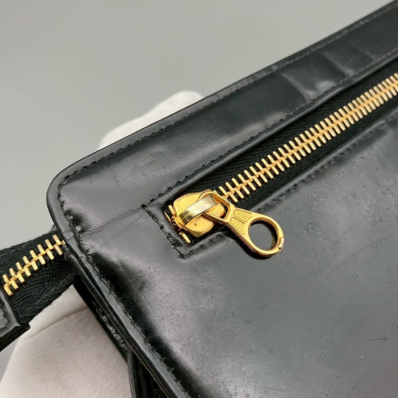 CHANEL (シャネル) ヴィンテージ ターンロック ココマーク レザー