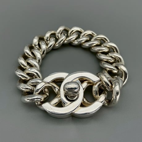 CHANEL (シャネル) ヴィンテージ デカココ ココマーク ターンロック シルバー ブレスレット