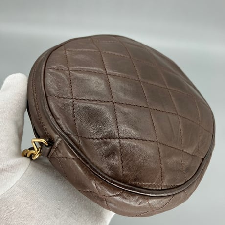 CHANEL (シャネル) ヴィンテージ ラムスキン ブラウン ラウンド ショルダーバッグ