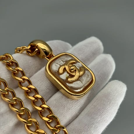 CHANEL (シャネル) ヴィンテージ ターンロック パール ネックレス