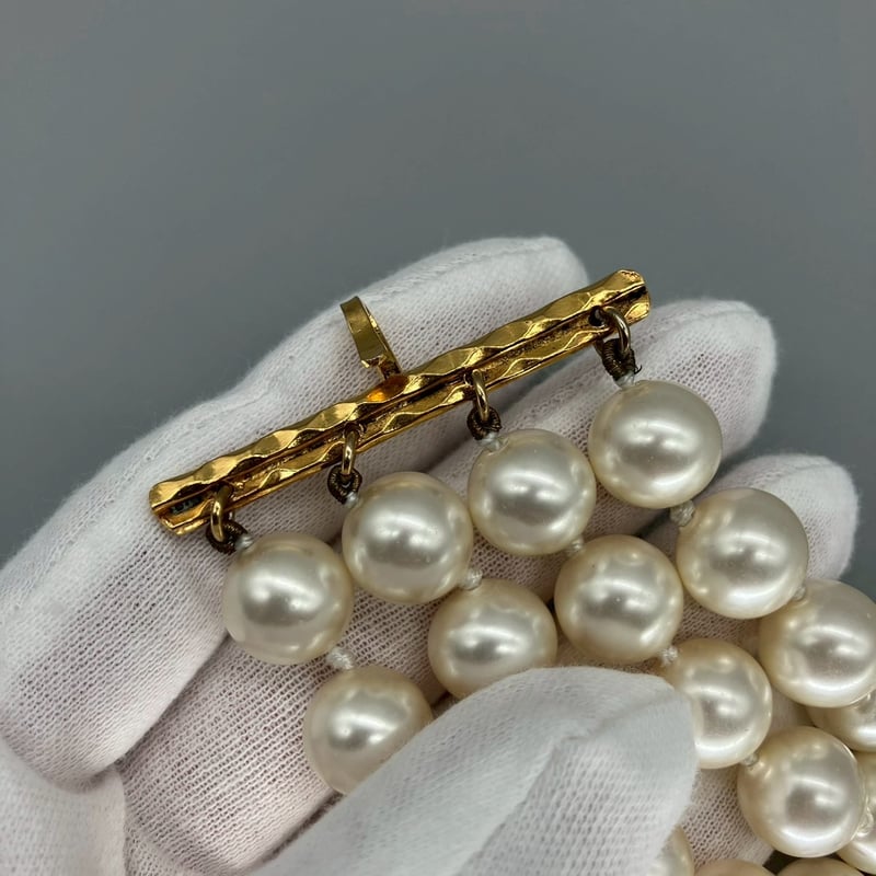 CHANEL ヴィンテージ パール アクセサリー ネックレス風ブローチ CHANEL (シャネル) ヴィンテージ 4連パール ネックレス チョーカー
