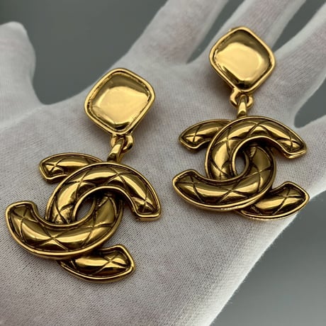 CHANEL (シャネル) ヴィンテージ マトラッセ ココマーク デカココ スイング イヤリング