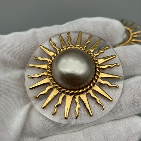 CHANEL (シャネル) ヴィンテージ 太陽 パール クリア イヤリング
