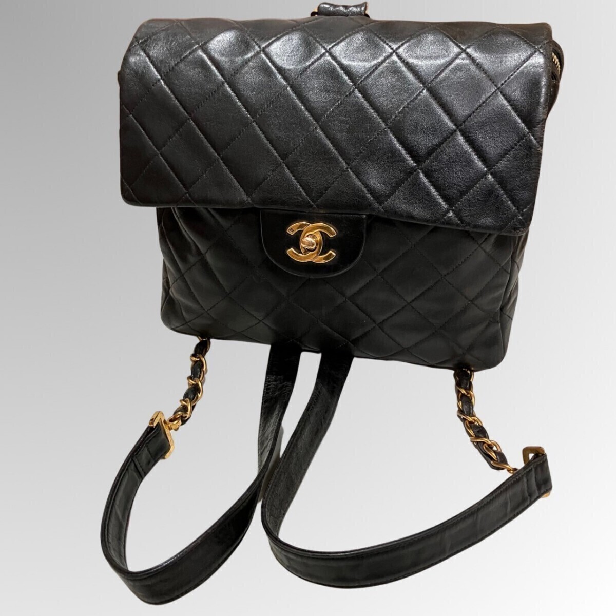 CHANEL ココマーク ターンロック ソーブラック ヴィンテージ リュック CHANEL／シャネル／ヴィンテージ／マトラッセ／ターンロック