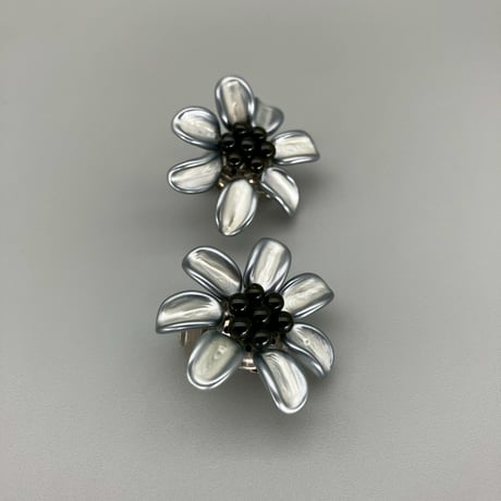 CHANEL (シャネル) ヴィンテージ フラワー ビーズ イヤリング