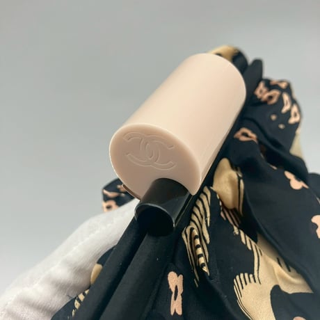 CHANEL (シャネル) ヴィンテージ カメリア フラワー ココマーク がま口 シルク クラッチバッグ ハンドバッグ