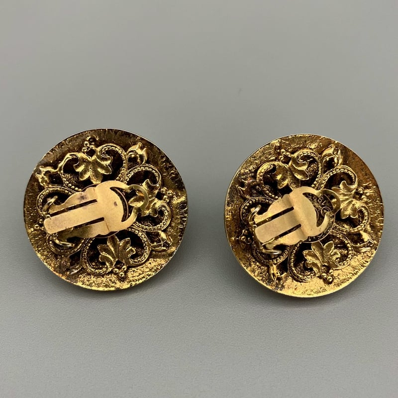 CHANEL グリポア　ボタン　2個　ヴィンテージ CHANEL シャネル ヴィンテージ ボタン 2個 値下げ不可｜Yahoo