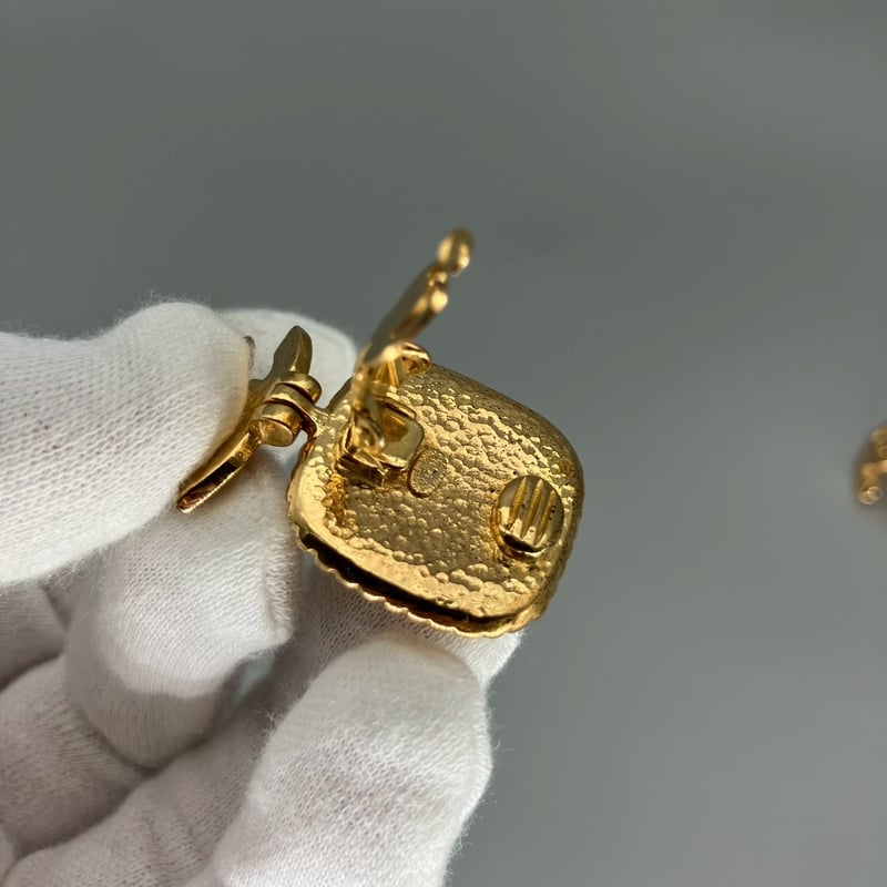 CHANEL グリポアバングルヴィンテージ CHANEL／シャネル／ヴィンテージ／カラーストーン／グリポア