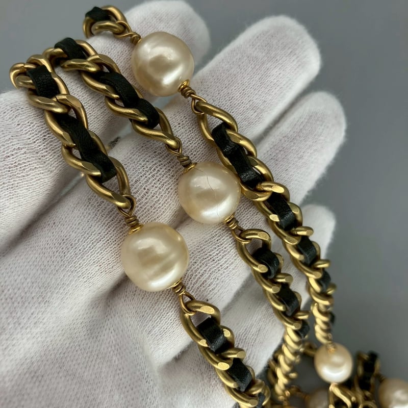 CHANEL (シャネル) ヴィンテージ パール レザーチェーン ロング