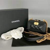 CHANEL (シャネル) ボーイシャネル キャビアスキン ココマーク ミニショルダーバッグ