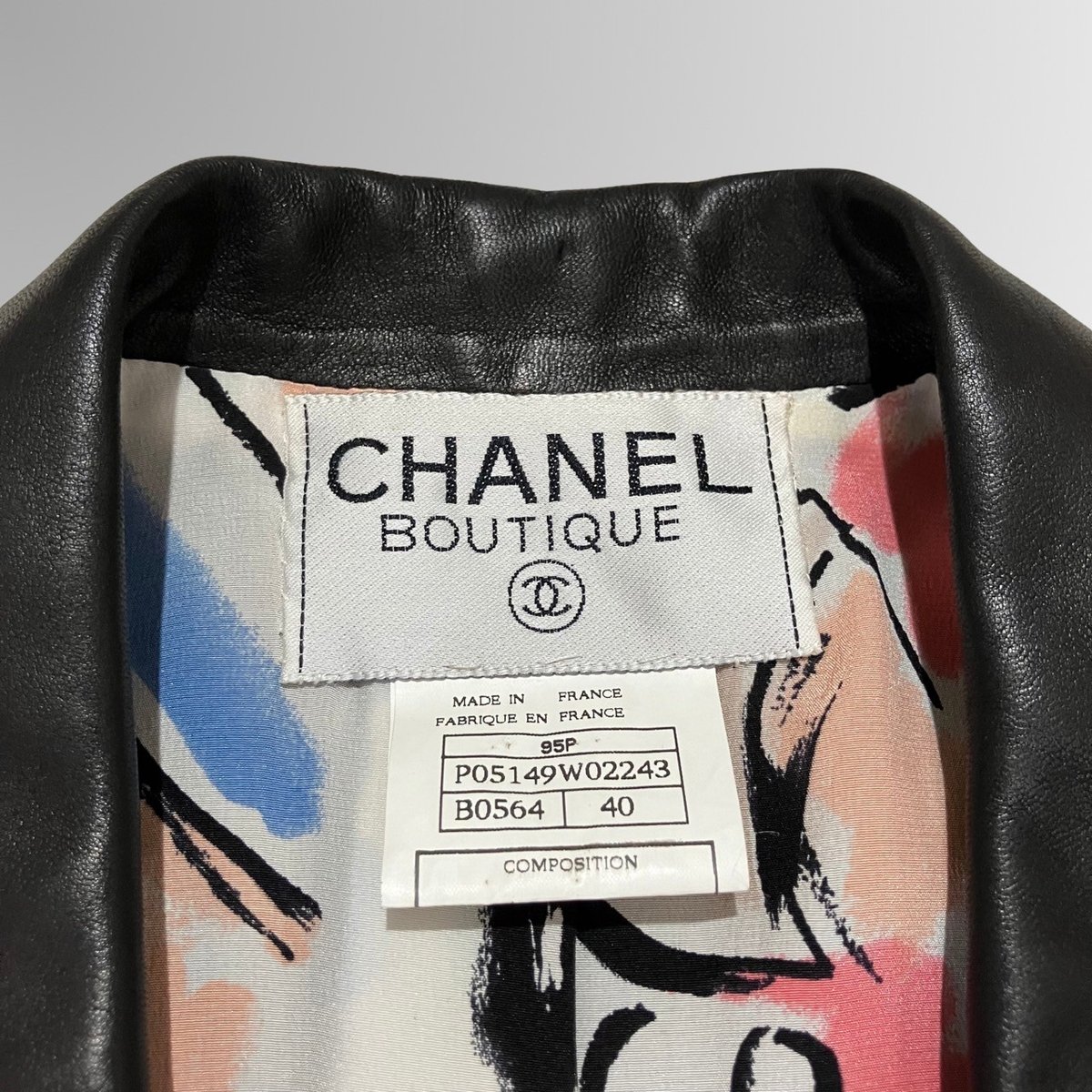 CHANEL／シャネル／ヴィンテージ／ラムスキン／レザー／ココボタン 