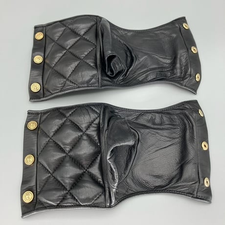 CHANEL (シャネル) ヴィンテージ レザー ボタン 手袋 グローブ