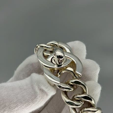 CHANEL (シャネル) ヴィンテージ デカココ ココマーク ターンロック シルバー ブレスレット