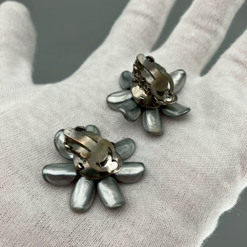 CHANEL (シャネル) ヴィンテージ フラワー ビーズ イヤリング