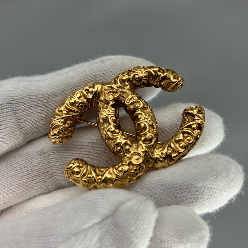 CHANEL (シャネル) ヴィンテージ ココマーク 溶岩 ブローチ | Cattleya