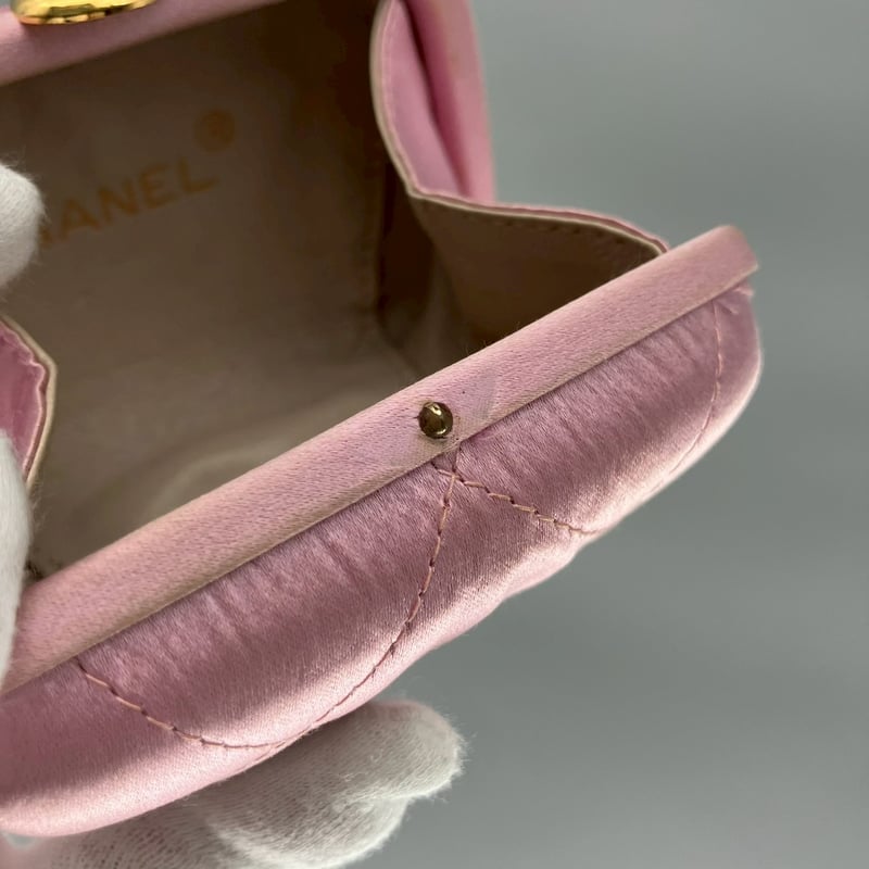 CHANEL (シャネル) ヴィンテージ サテン マトラッセ ピンク ミニポーチ