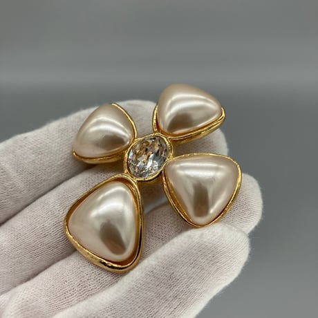 CHANEL (シャネル) ヴィンテージ パール ラインストーン クロス ブローチ