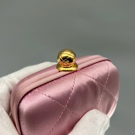 CHANEL (シャネル) ヴィンテージ サテン マトラッセ ピンク ミニポーチ ハンドバッグ