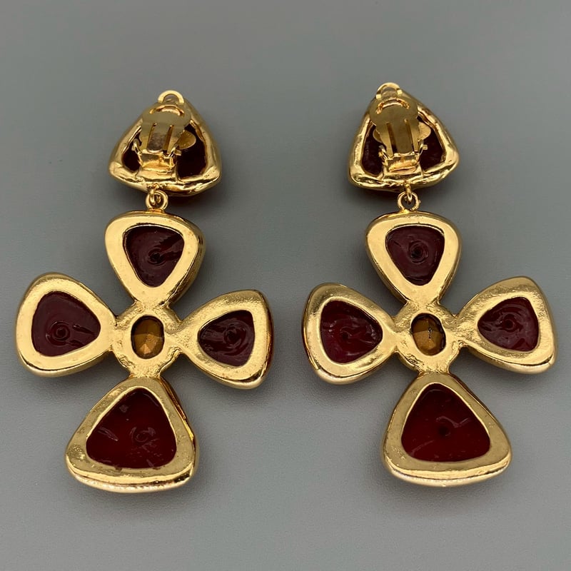 CHANEL (シャネル) ヴィンテージ グリポア カラーストーン CHANEL (シャネル) ヴィンテージ グリポア カラーストーン