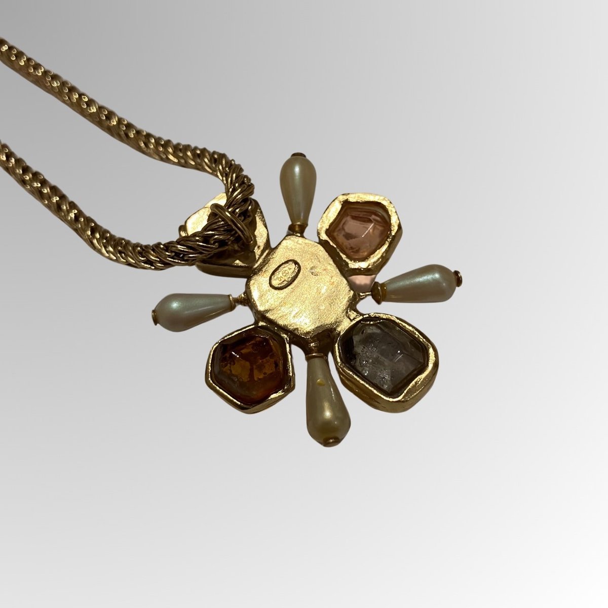 シャネル CHANEL グリポア パール ココマーク ネックレス 07A CHANEL 美品 シャネル グリポア パール ココマーク ネックレス