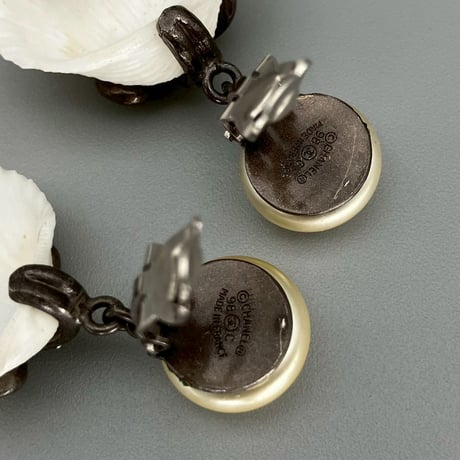CHANEL (シャネル) ヴィンテージ 貝殻 ココマーク パール スイング イヤリング