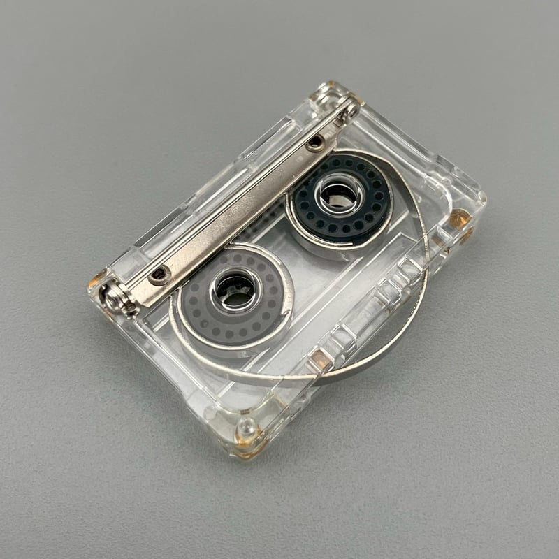 CHANEL (シャネル) ヴィンテージ カセットテープ ロゴ ブローチ
