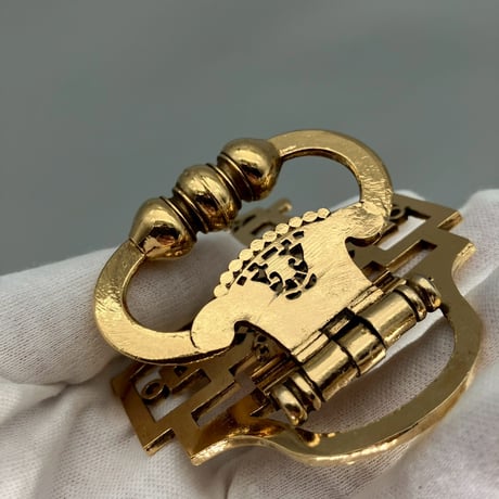 CHANEL (シャネル) ヴィンテージ ドアノックモチーフ ココマーク 大振り ブローチ