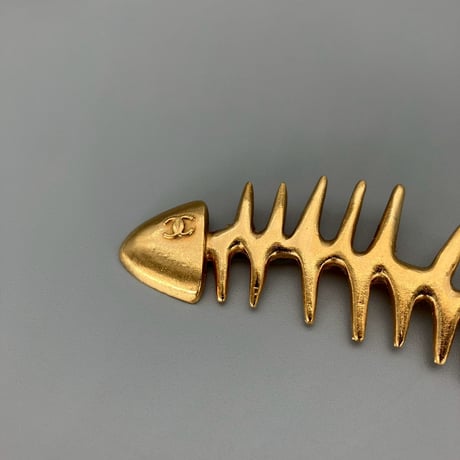CHANEL (シャネル) ヴィンテージ フィッシュボーン 魚 骨 ココマーク ブローチ