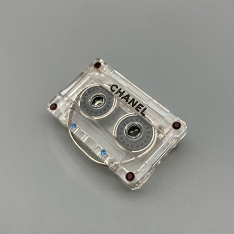 CHANEL (シャネル) ヴィンテージ カセットテープ ロゴ ブローチ